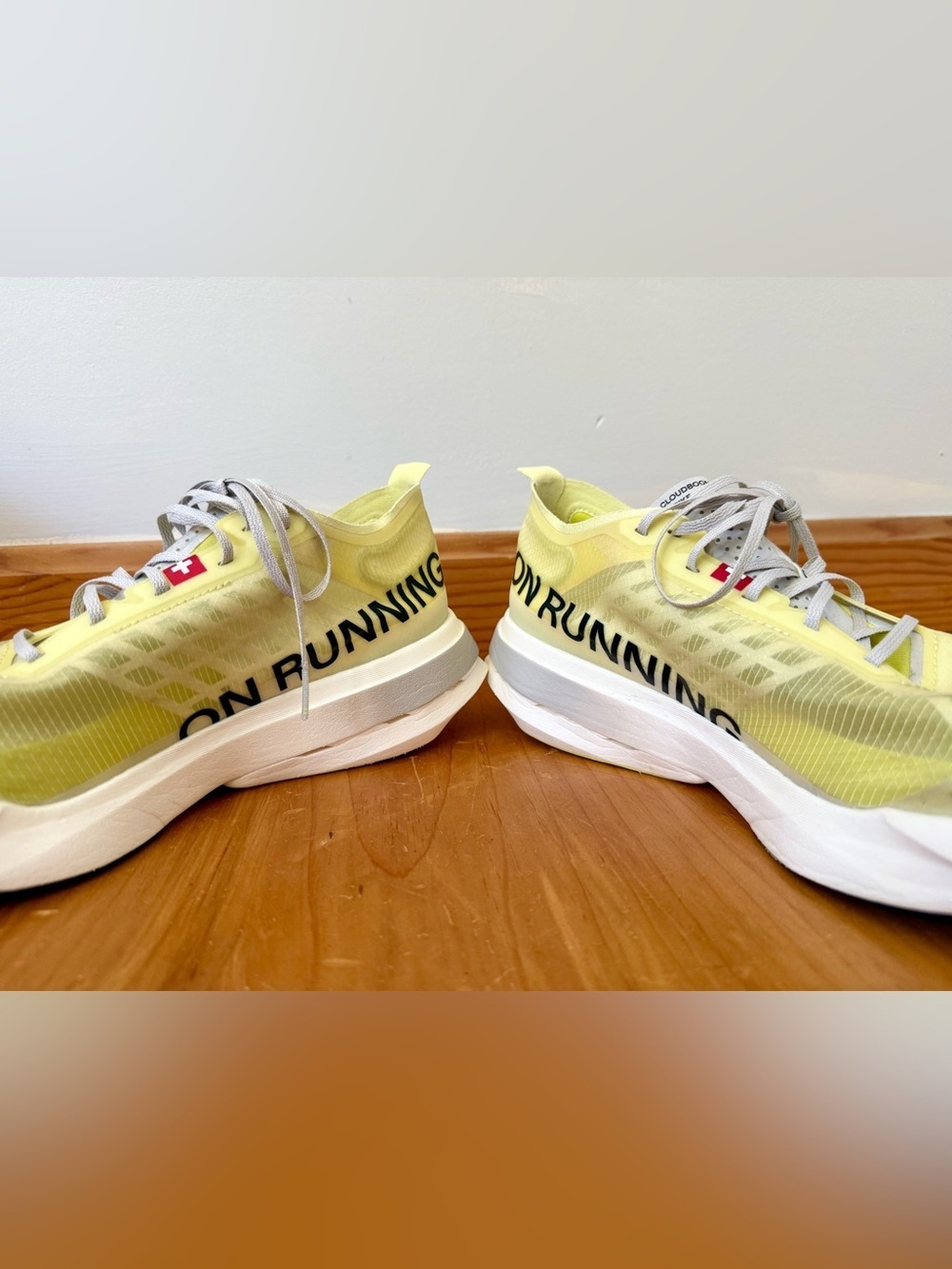 On Running Men's Cloudboom Strike Sneakers | Size 8 (EU 41) - Picture 7 of 12